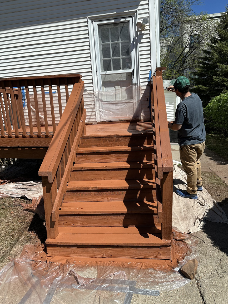 H&H Renovations craftsman at work